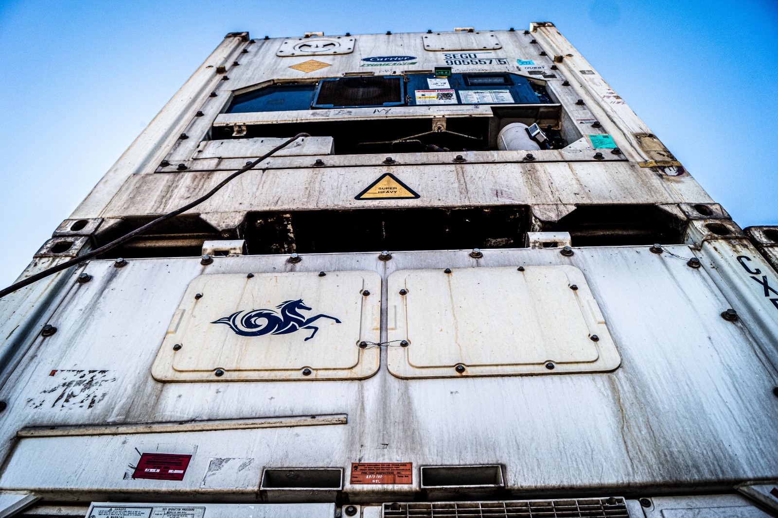 *Almacenaje* y conexión de contenedores